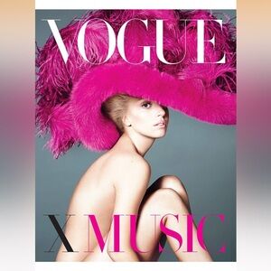 Vogue X Music: Portraits of Pop Music Icons -Collector’s Editon